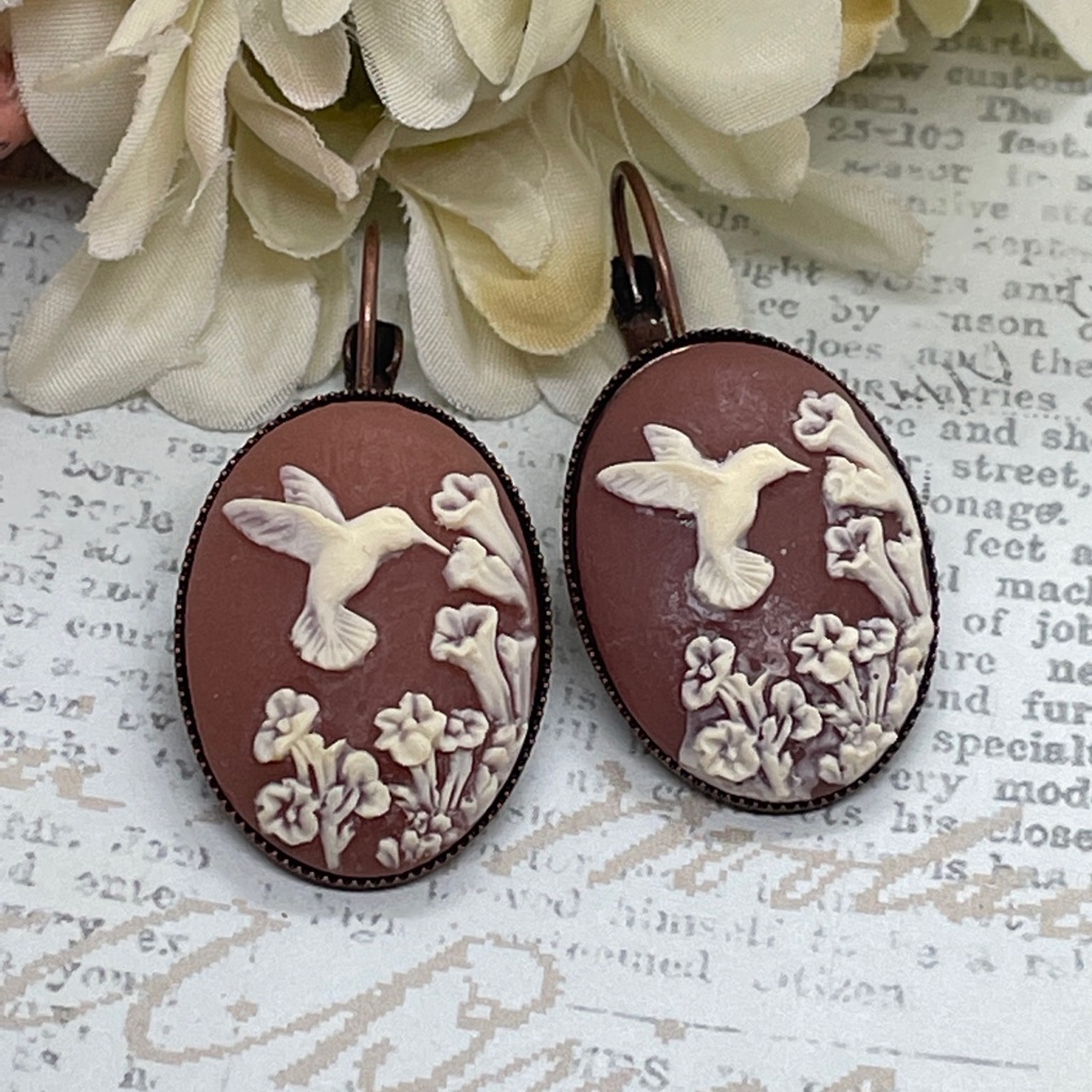 Elegant Hummingbird Cameo Earrings Victorian Wedding Jewelry Birthday Gift New 19$